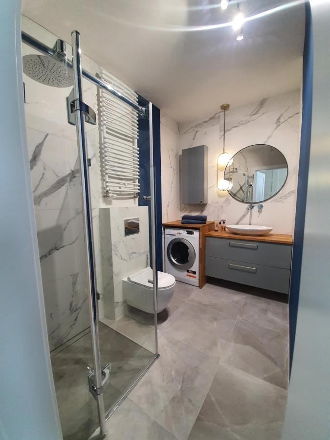 Apartament Przy Metro Warsawa Bagian luar foto